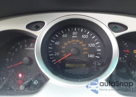 2005 Toyota Highlander z USA, uszkodzony, nr VIN JTEHD21AX50036209